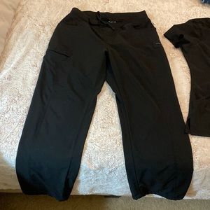 Cherokee Infinity black scrub set.